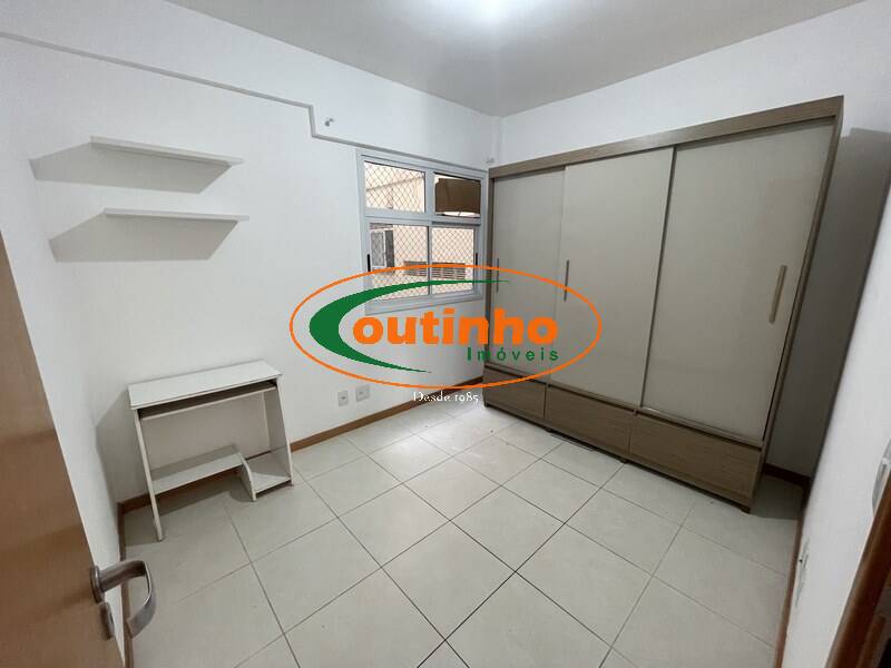 Apartamento à venda com 2 quartos, 62m² - Foto 18