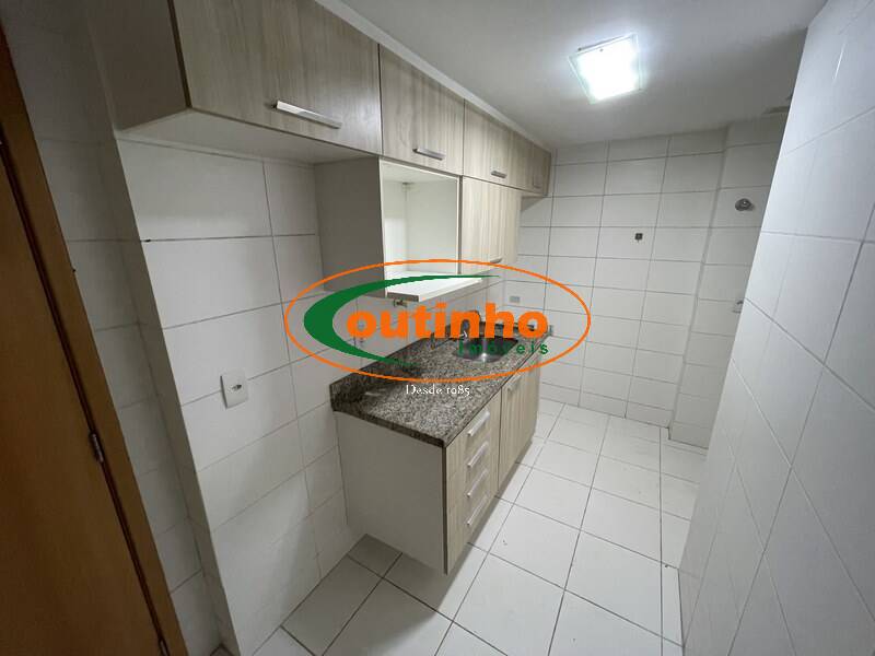 Apartamento à venda com 2 quartos, 62m² - Foto 23