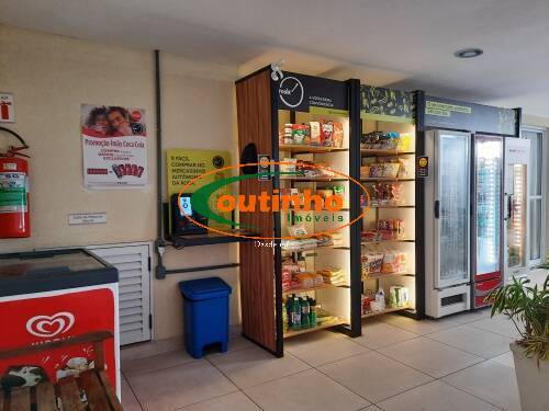 Apartamento à venda com 2 quartos, 62m² - Foto 8