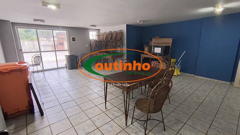 Apartamento à venda com 2 quartos, 98m² - Foto 7