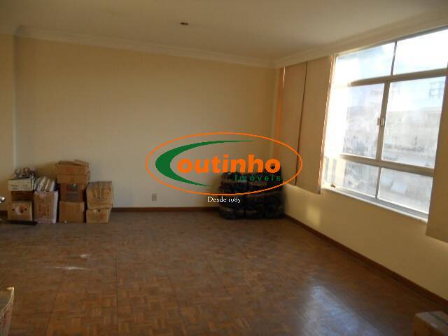 Apartamento à venda com 4 quartos, 135m² - Foto 1