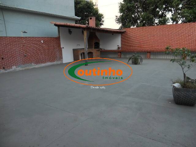 Apartamento à venda com 4 quartos, 135m² - Foto 4