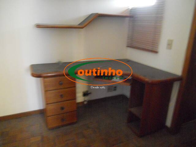 Apartamento à venda com 4 quartos, 135m² - Foto 10