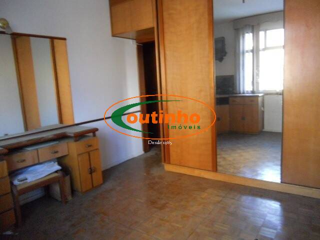Apartamento à venda com 4 quartos, 135m² - Foto 15