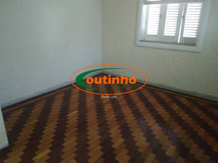 Casa à venda com 6 quartos, 296m² - Foto 5
