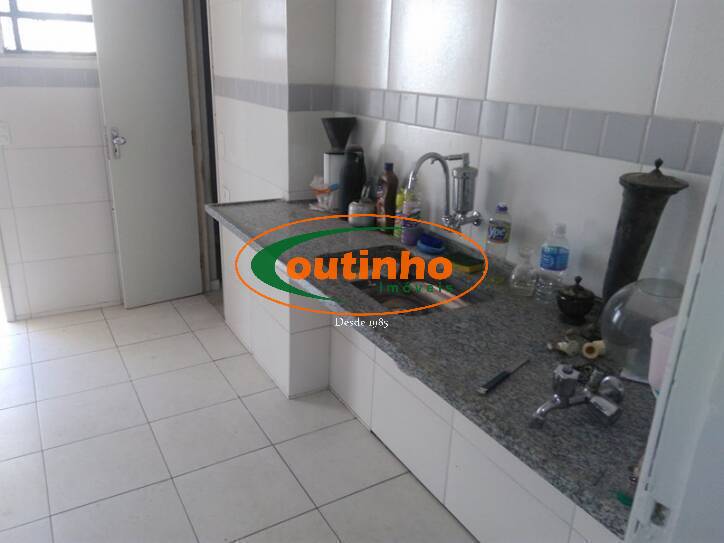 Casa à venda com 6 quartos, 296m² - Foto 6