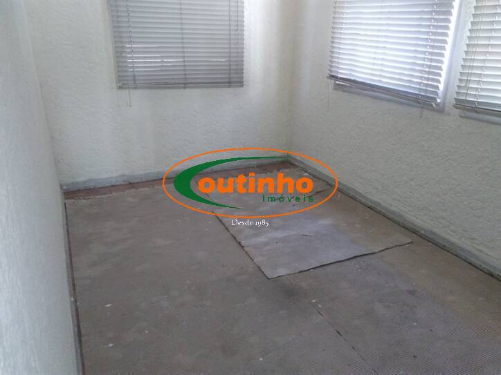 Casa à venda com 6 quartos, 296m² - Foto 18