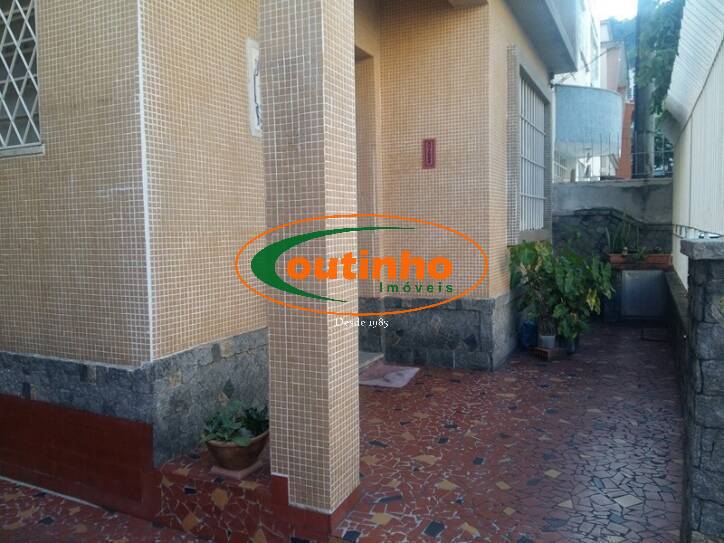 Casa, 4 quartos, 220 m² - Foto 4