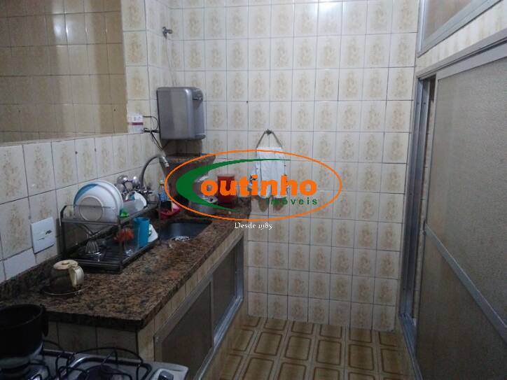 Casa à venda com 4 quartos, 250m² - Foto 11