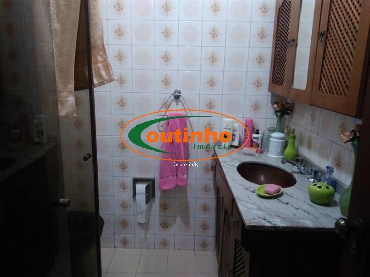 Casa à venda com 4 quartos, 250m² - Foto 22