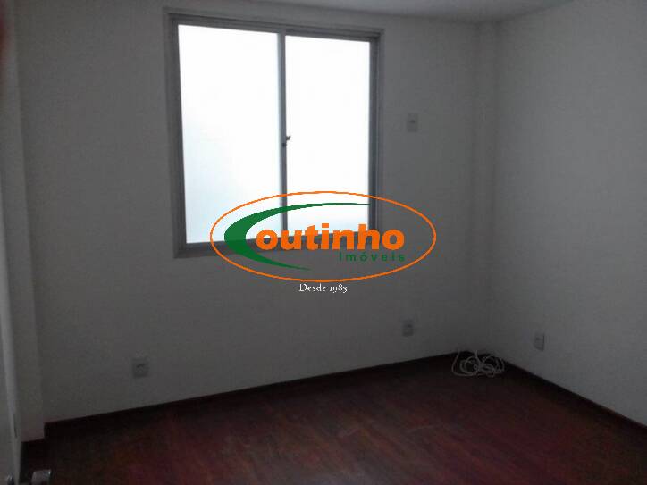 Apartamento à venda com 2 quartos, 80m² - Foto 3