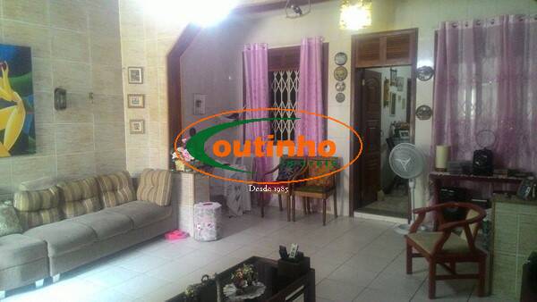 Casa, 4 quartos, 207 m² - Foto 2